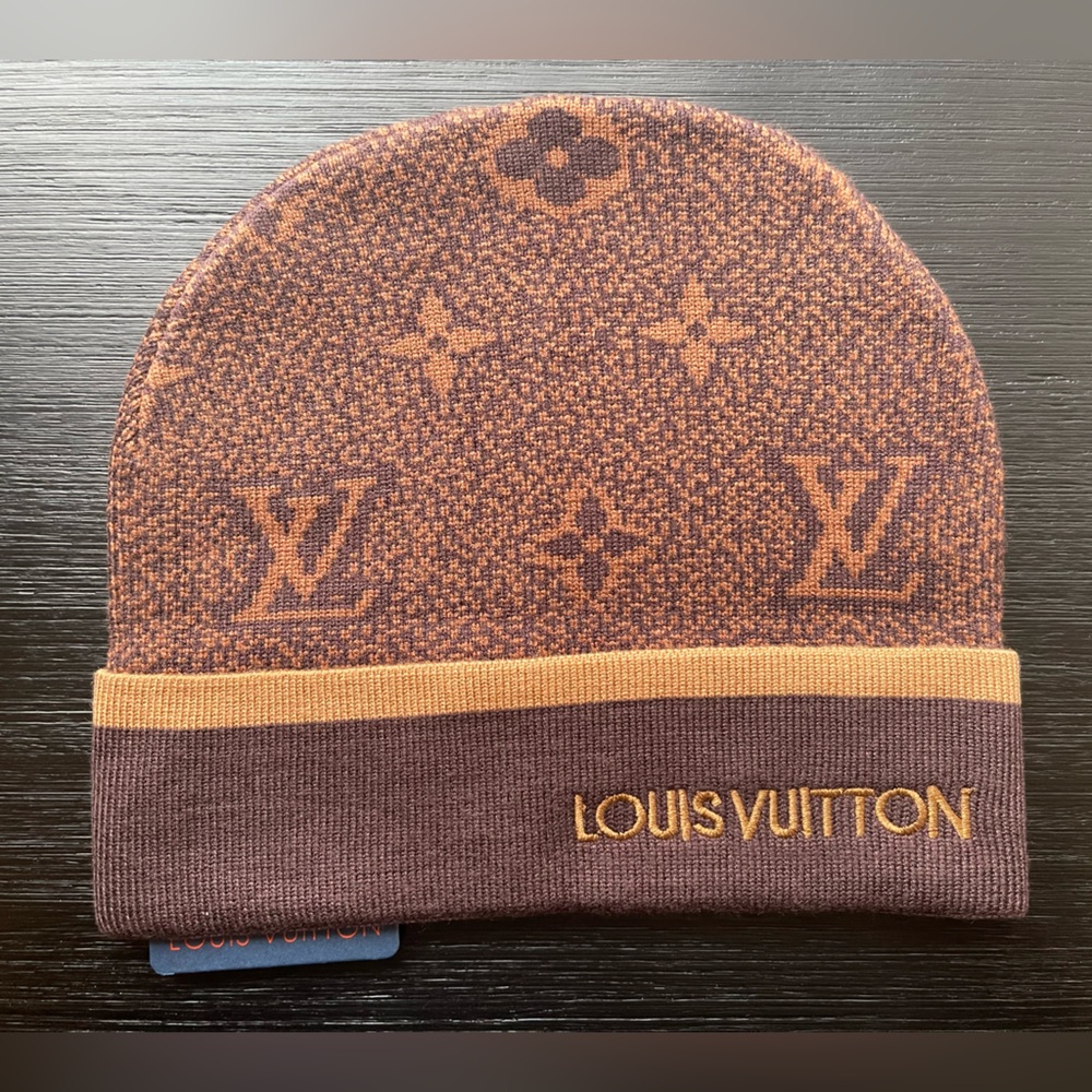 Brown and Tan Beanie! OS NWT - Picture 2 of 6